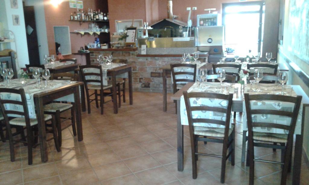 Agriturismo Il Vecchio Portico Francavilla Bisio Exteriör bild